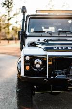 Land Rover Defender 110 by Osprey Custom Cars 1993 года